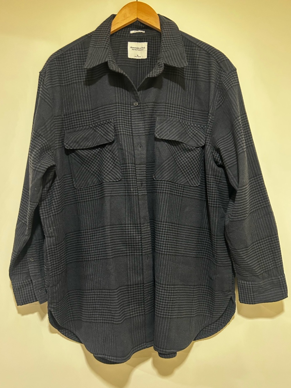 Abercrombie & Fitch Soft A&F Oversized Flannel Black Plaid Button Down Size XL